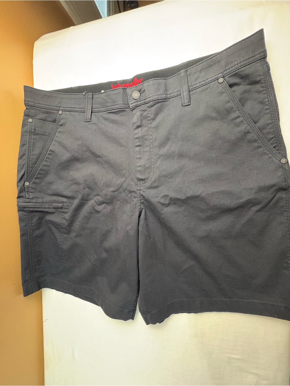 Wrangler Men's Dark Gray Cargo Shorts